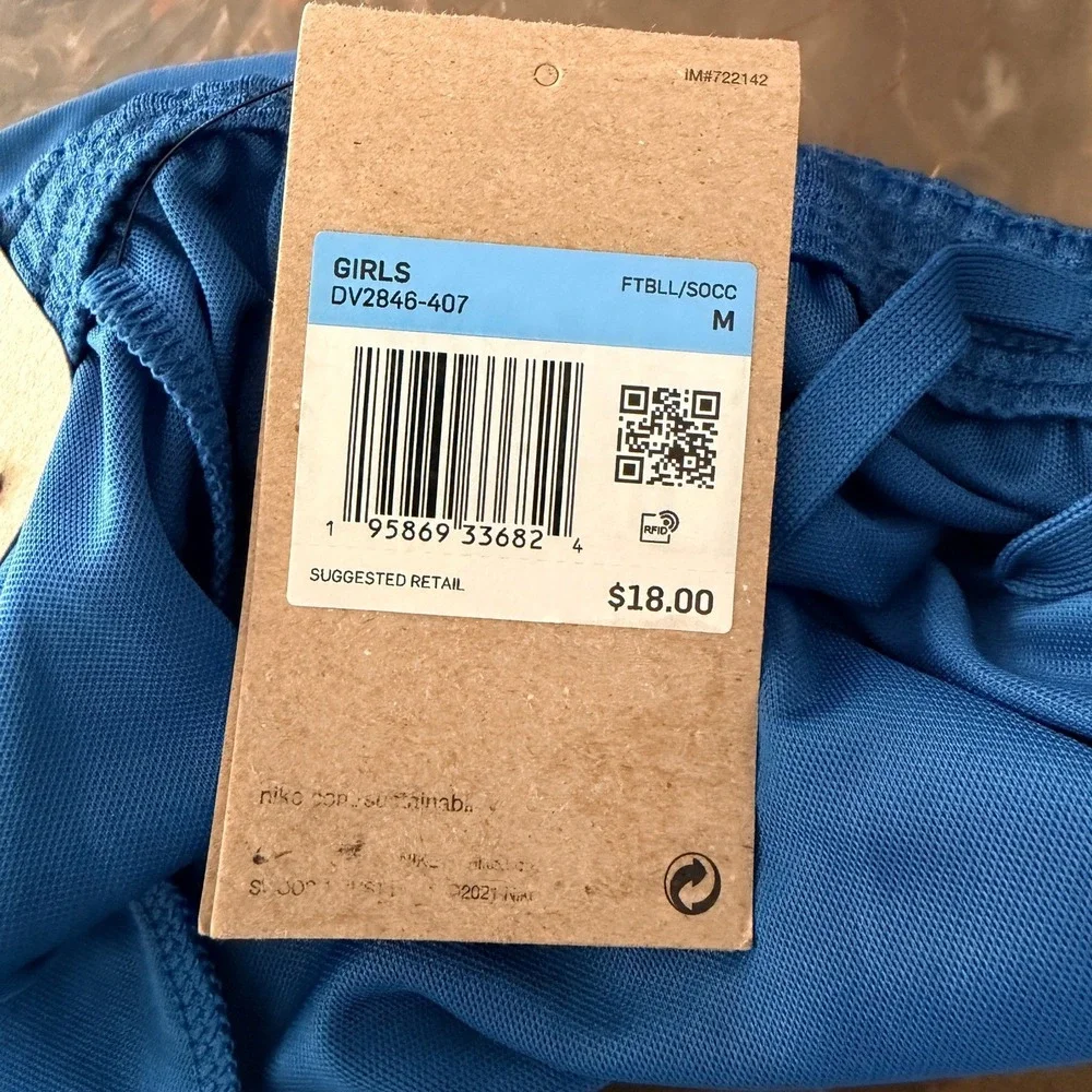 Nike Dri-FIT Girls Medium Blue Soccer Athletic‎ Running Shorts NWT DV2846-407